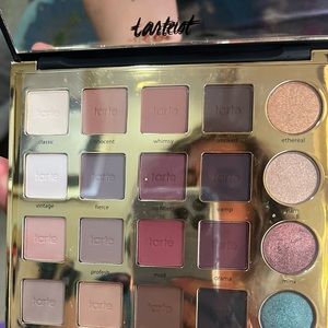 Tarte Tarteist Pro eyeshadow palette